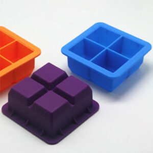 Large 4 cavities silicone food crisper with lid
